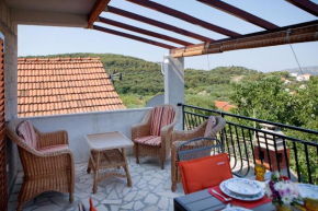 A1 - apt w terrace just 3 min walk to the beach